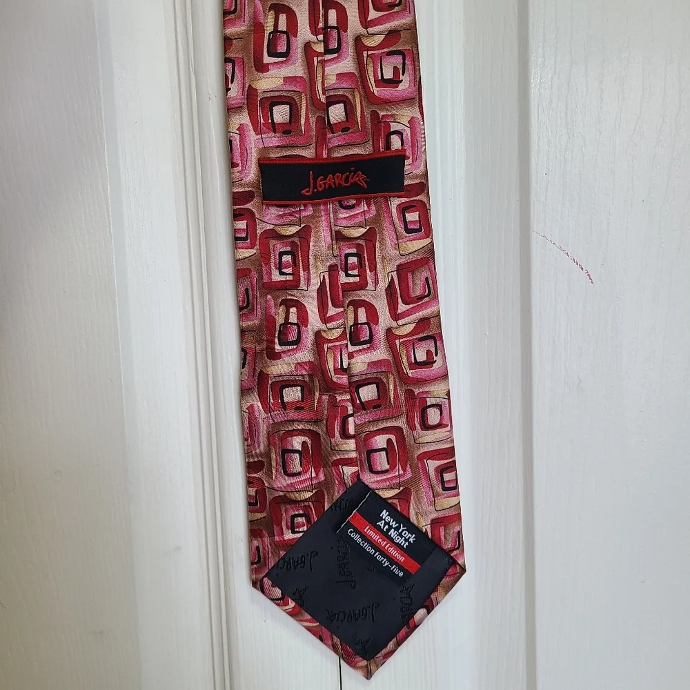 J. Garcia Vibrant‎ Pink and Red Silk Geometric Tie NY at Night Limited Edition